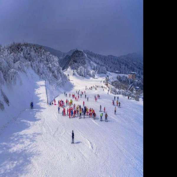 六盘水玉舍滑雪场 - 图片1