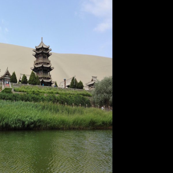 敦煌月牙泉阁 - 图片2