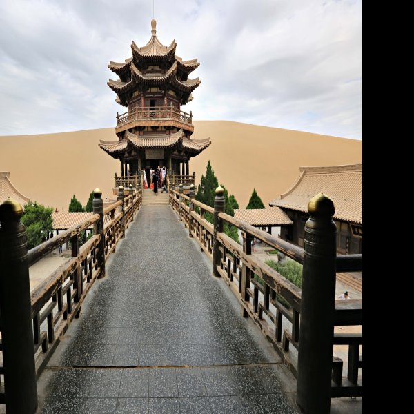 敦煌月牙泉阁 - 图片8