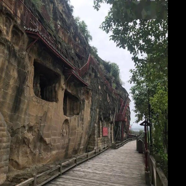 广元千佛崖摩崖造像 - 图片3