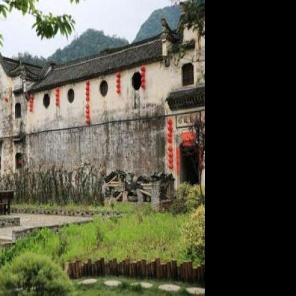 洞岩头周家大院古建筑群 - 图片1