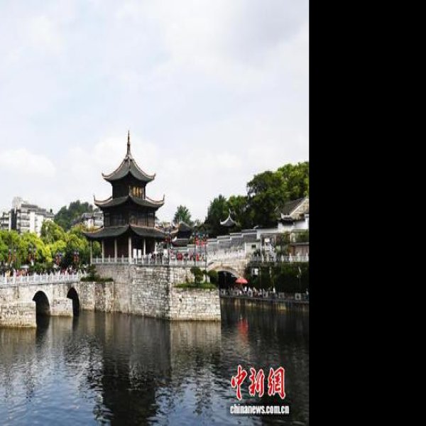 贵州贵阳甲秀楼 - 图片5