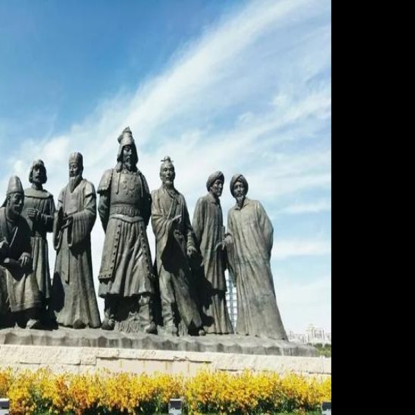 内蒙古鄂尔多斯成吉思汗陵 - 图片3
