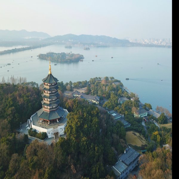 雷峰塔 - 图片1