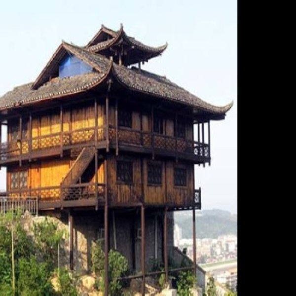 吊脚楼 - 图片1