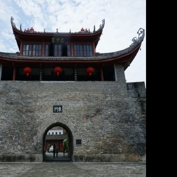 广西柳州东门城楼 - 图片4