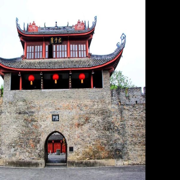 广西柳州东门城楼 - 图片8
