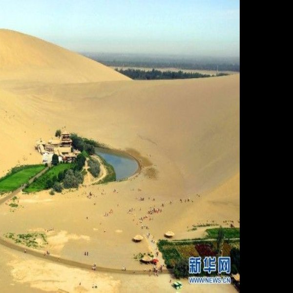 甘肃鸣沙山月牙泉 - 图片9