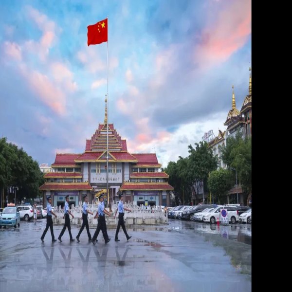 德宏姐告国门 - 图片2