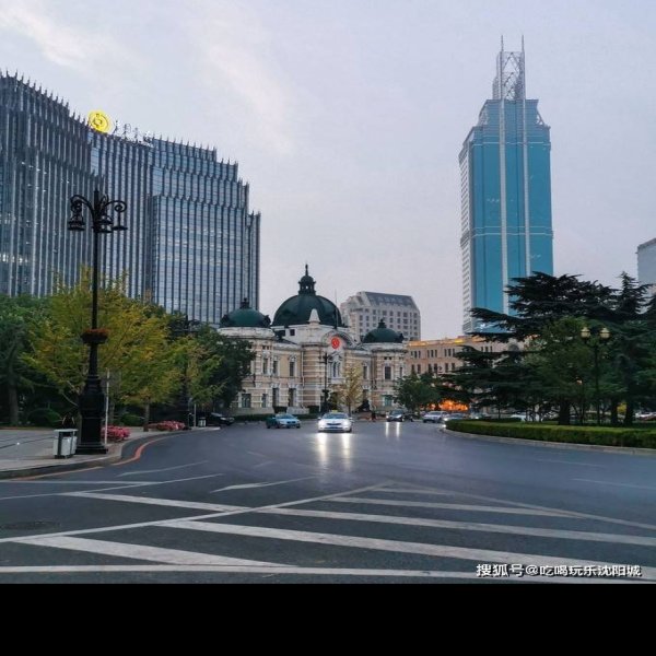 大连中山广场建筑群 - 图片7