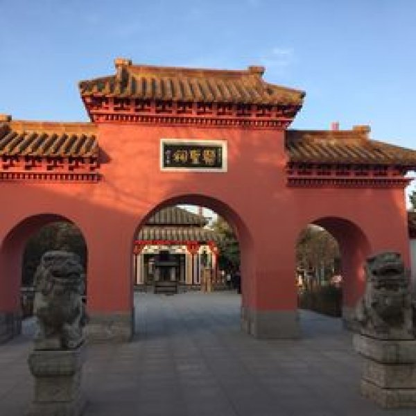 南阳医圣祠 - 图片1