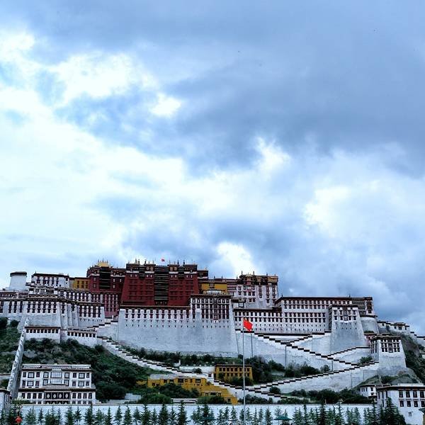 西藏拉萨布达拉宫广场 - 图片3
