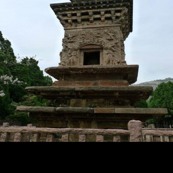 济南龙虎塔 - 图片10