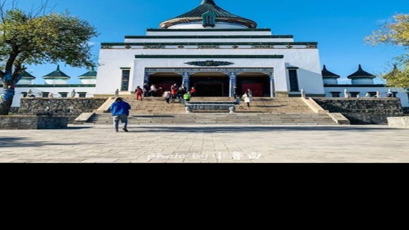 乌兰浩特成吉思汗庙