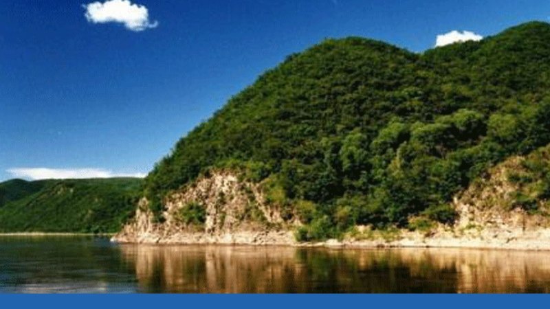 鹤岗龙江三峡