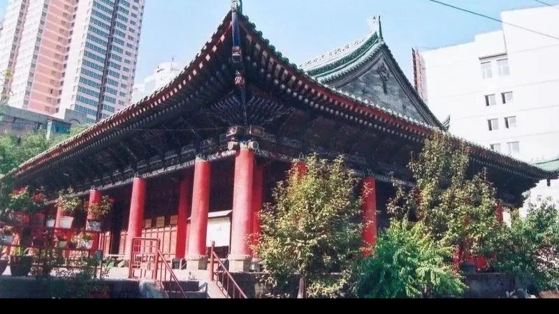 乌鲁木齐陕西大寺大殿