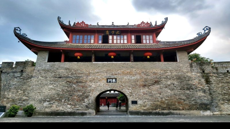 广西柳州东门城楼