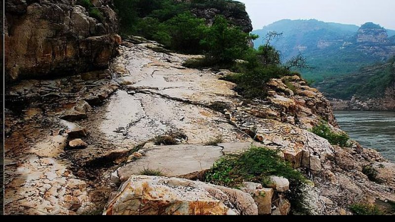 黄河栈道遗址