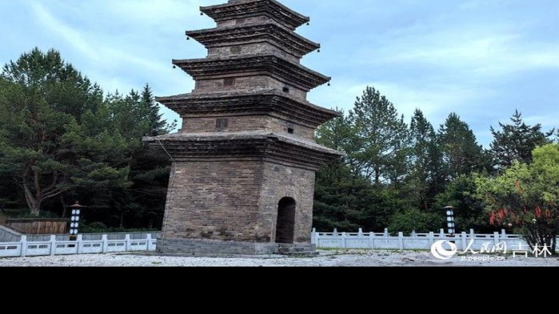 长白灵光塔