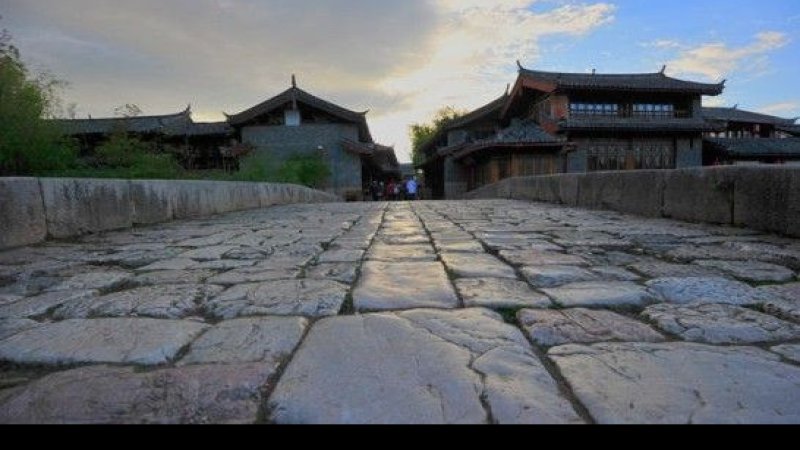 云南丽江束河古镇