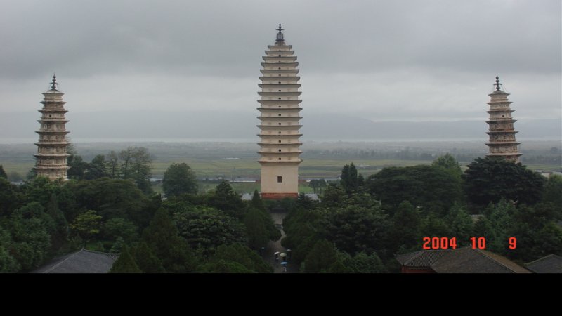 三塔寺