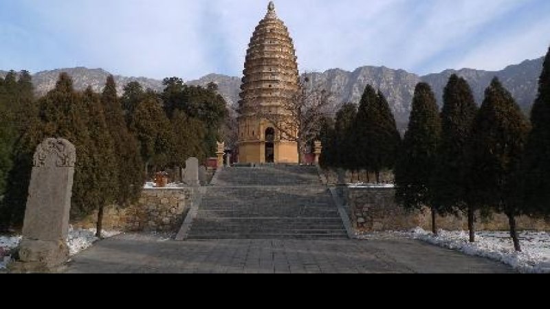 河南登封嵩岳寺塔