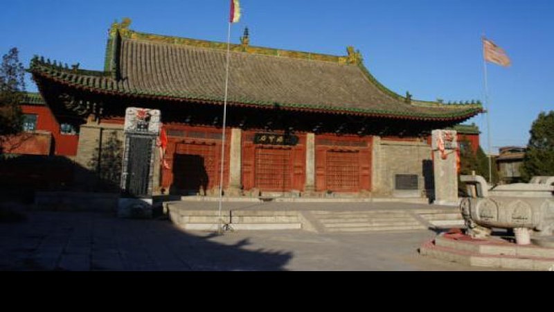 天青寺大殿