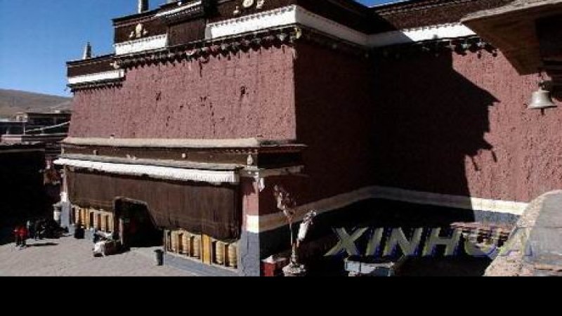 西藏萨迦寺