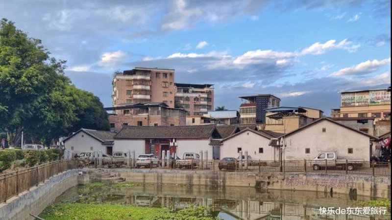 梅州客家围龙屋